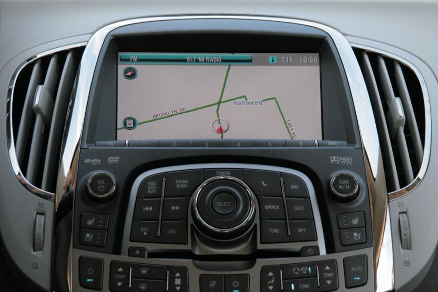 Детали интерьера Buick LaCrosse 2010 года  (NA) (фото 42 из 121)